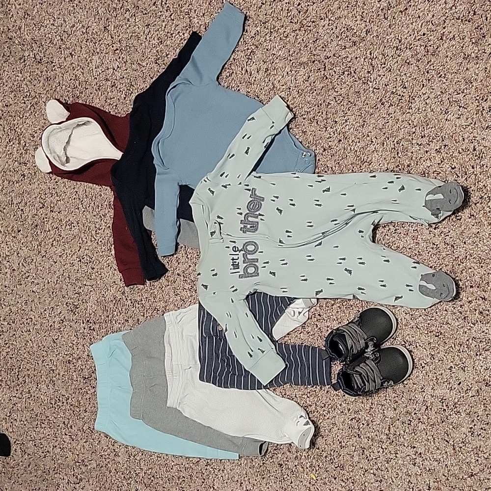 9 piece Baby boy set!